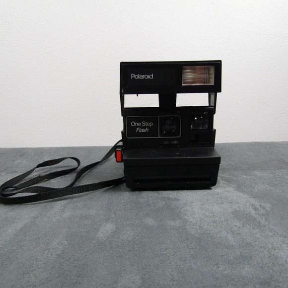 Polaroid Other - Polaroid OneStep Flash Camera Black 600 Series Instant Film Retro